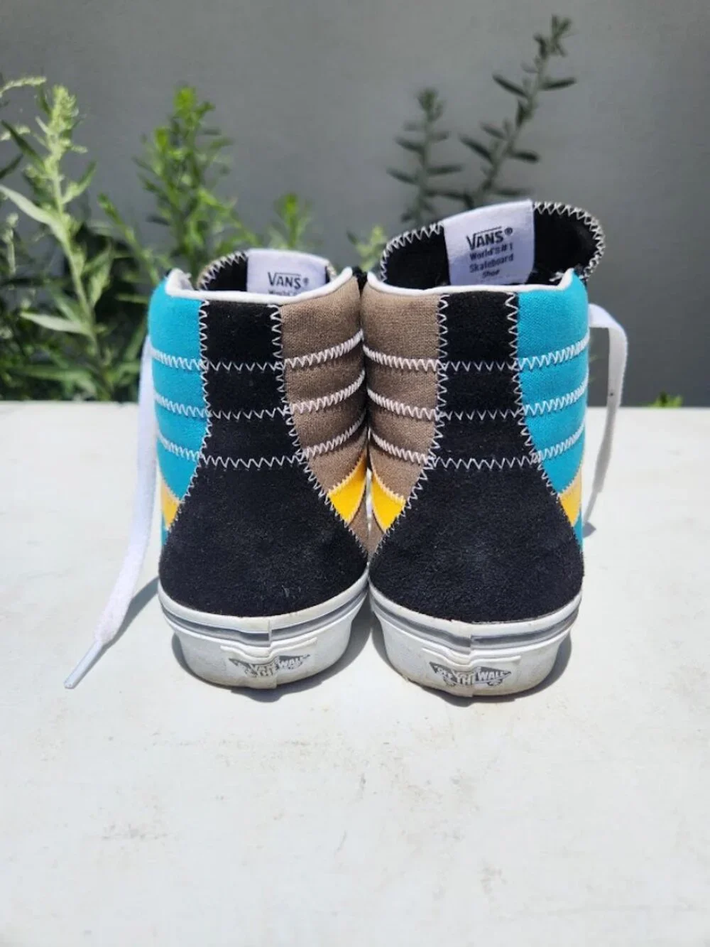Vans Sk8-Hi Zig Zag Sneaker Shoes Suede / Canvas Tennis Shoes Size Women's 5